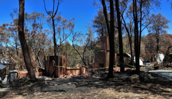 home destroyed by bushfire